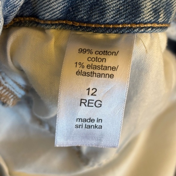 Edge Blue Jean Shorts Distressed Style - Picture 5 of 5